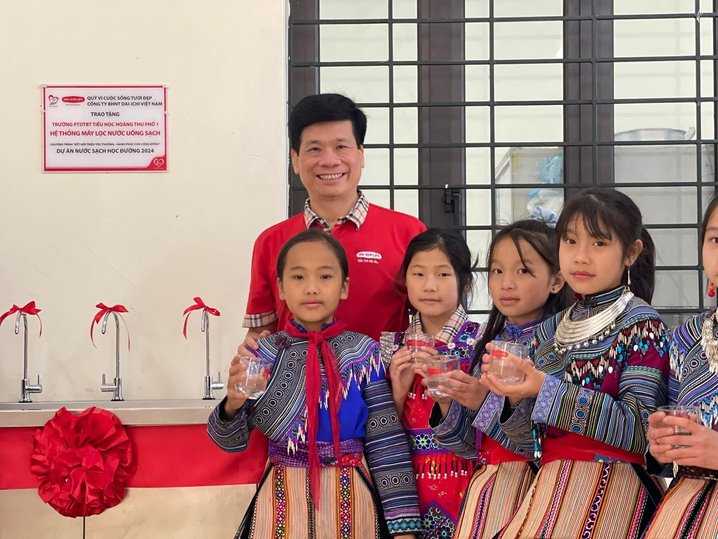 Dai-ichi Life Việt Nam hỗ trợ chăm sóc sức khỏe học đường tại Lào Cai